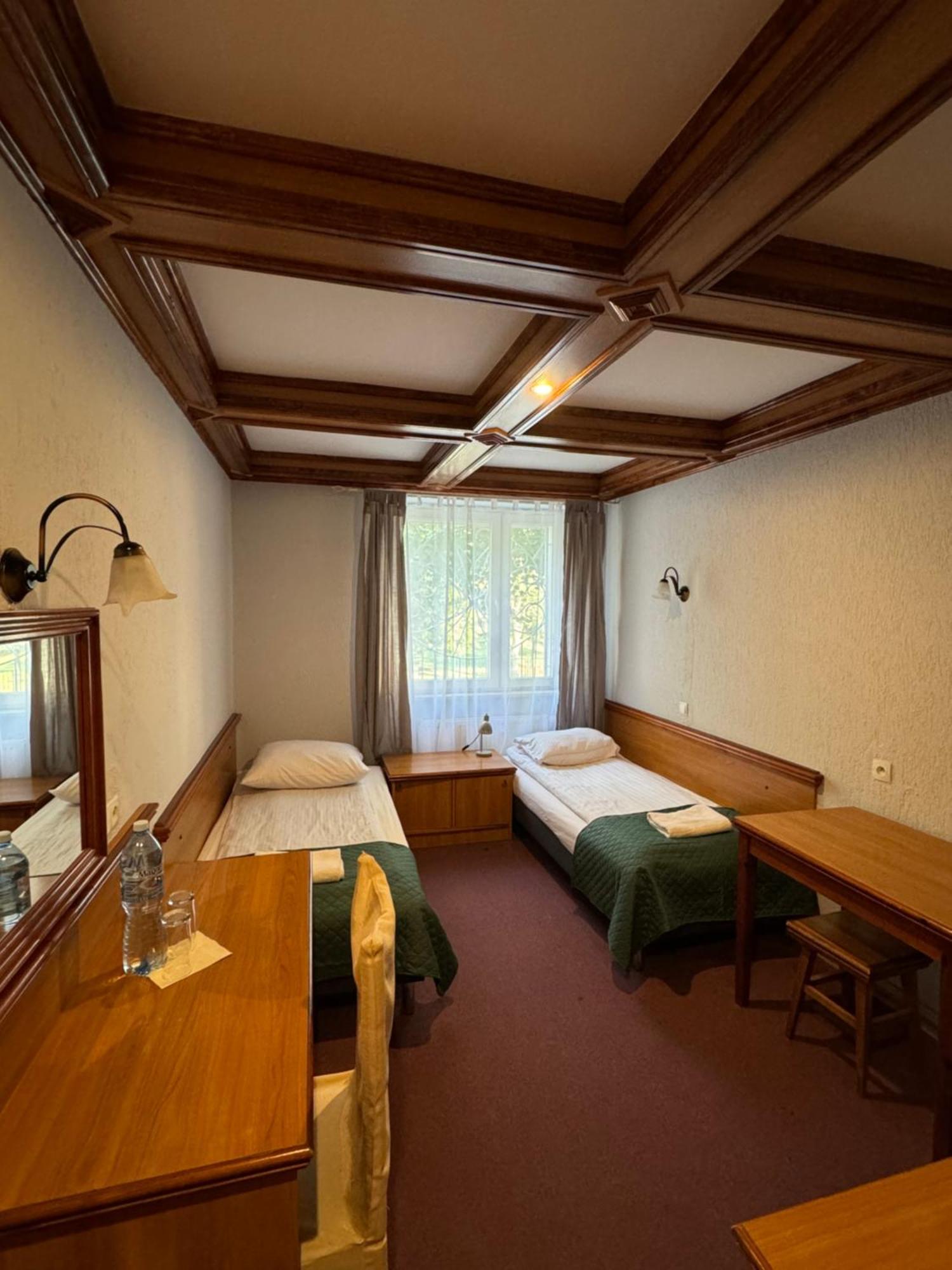 Łubowo Hotel Victoria מראה חיצוני תמונה