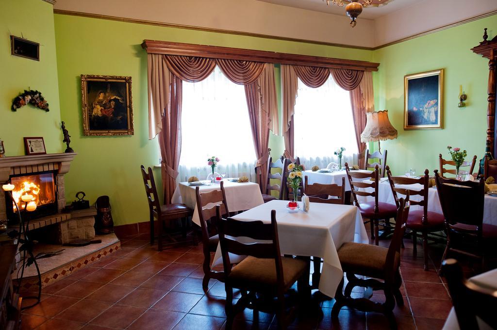 Łubowo Hotel Victoria מראה חיצוני תמונה
