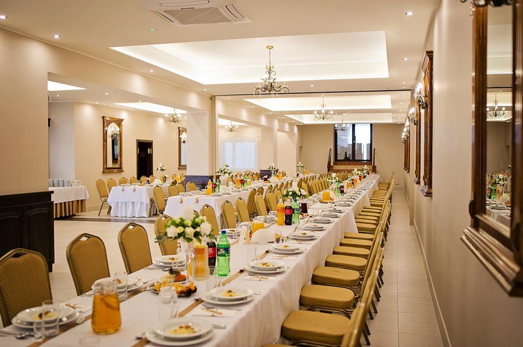 Łubowo Hotel Victoria מראה חיצוני תמונה